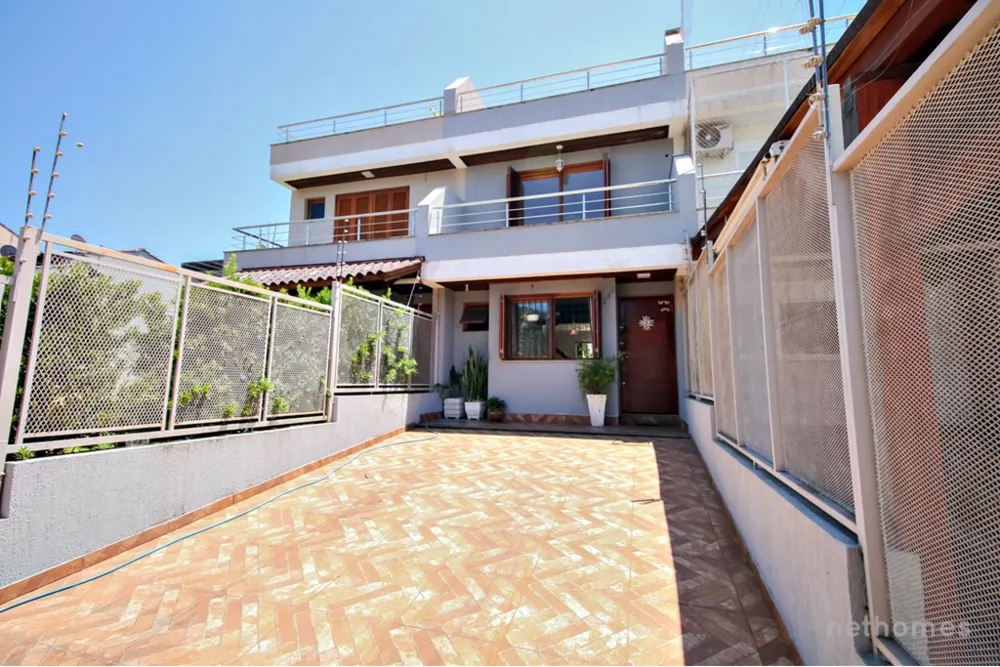 Casa, 3 quartos, 152 m² - Foto 1