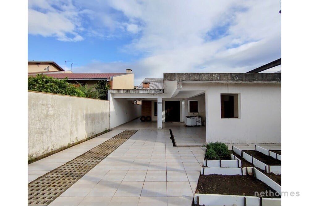 Casa à venda com 3 quartos, 193m² - Foto 3