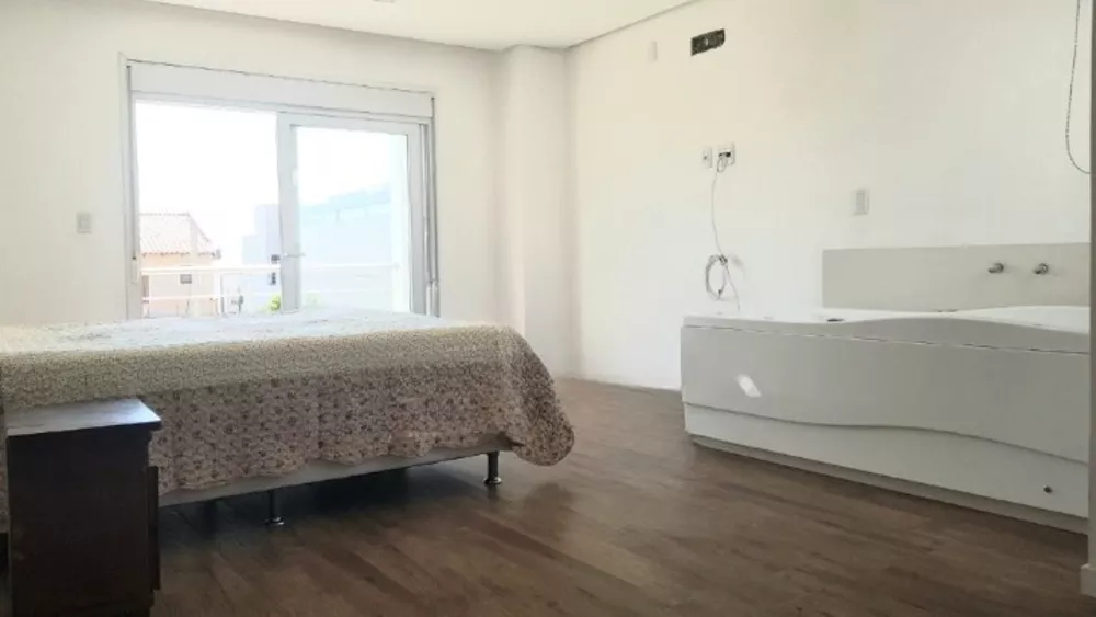 Casa de Condomínio à venda com 3 quartos, 206m² - Foto 3