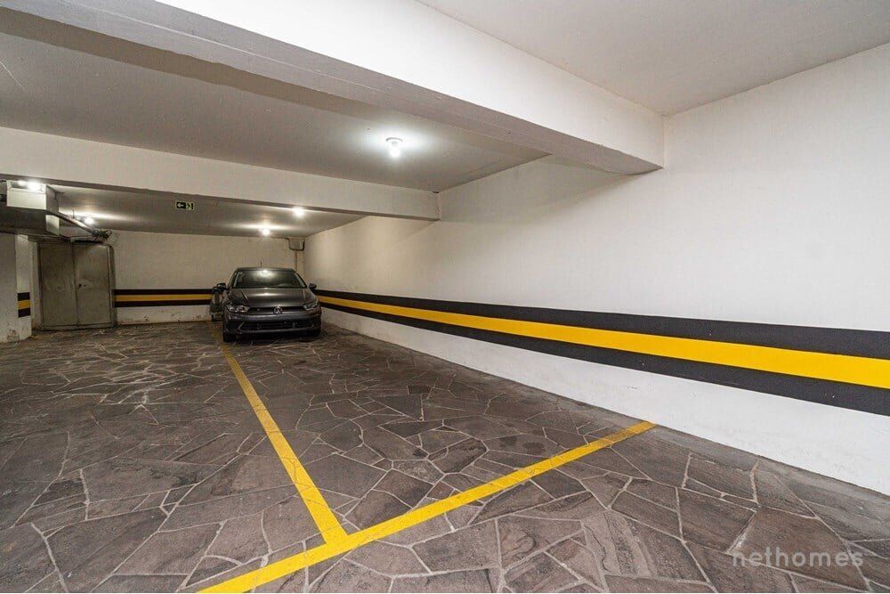 Apartamento à venda com 2 quartos, 101m² - Foto 2