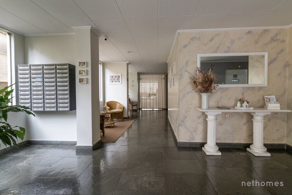 Apartamento à venda com 3 quartos, 75m² - Foto 4