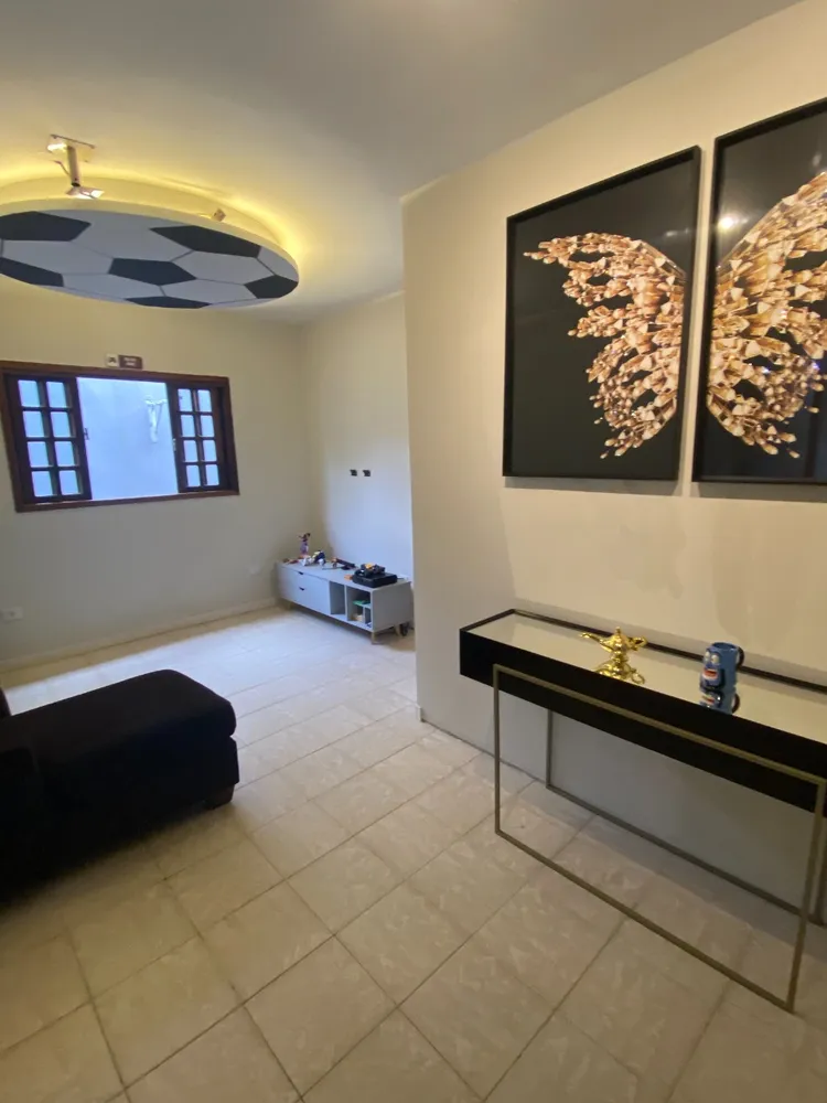 Casa, 5 quartos, 170 m² - Foto 1