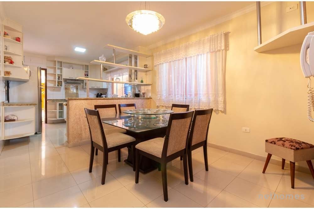 Casa à venda com 4 quartos, 309m² - Foto 2