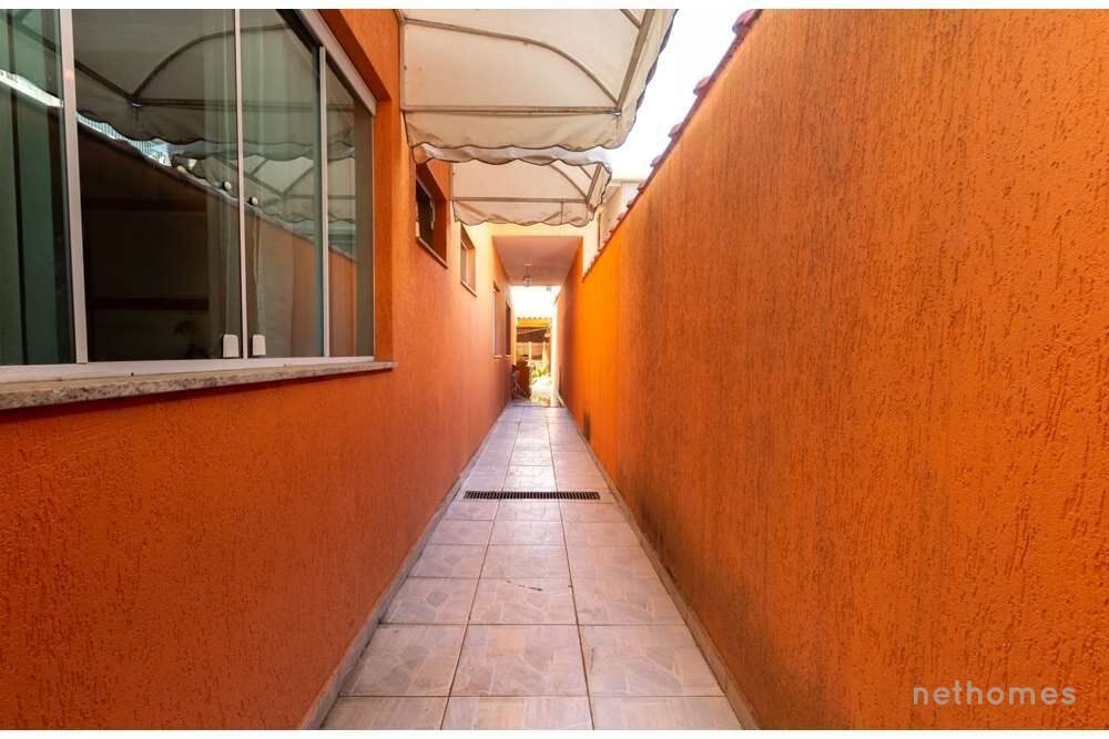 Casa à venda com 4 quartos, 309m² - Foto 10
