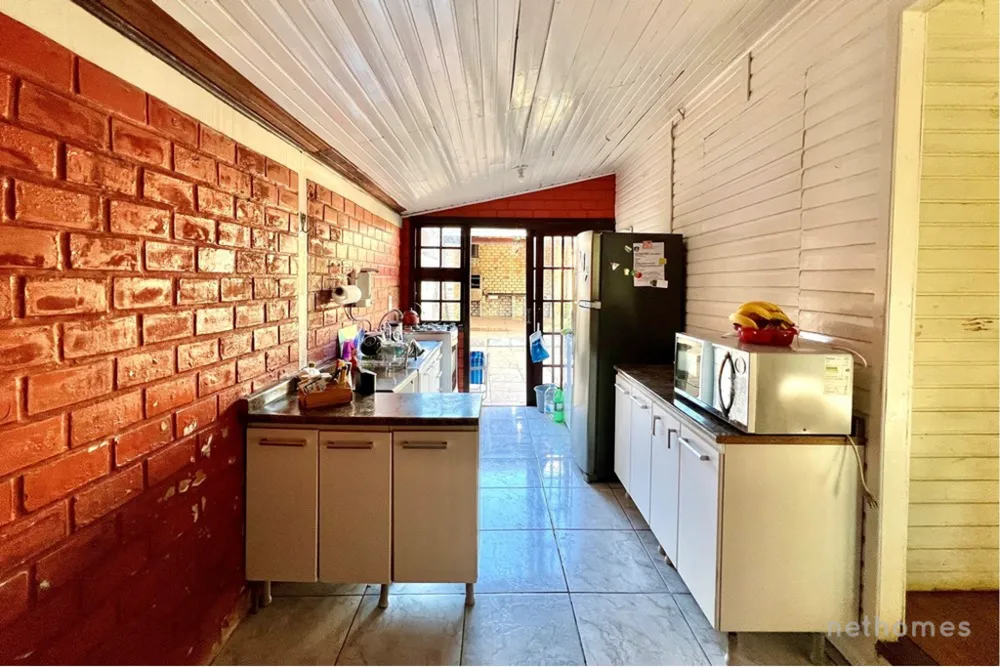Casa, 3 quartos, 240 m² - Foto 1