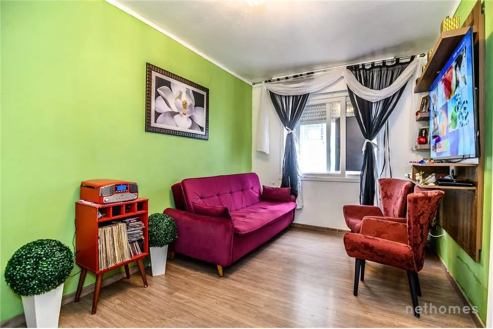 Apartamento à venda com 1 quarto, 44m² - Foto 2