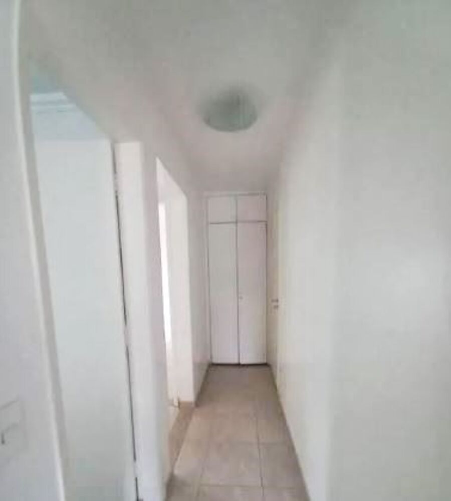 Apartamento à venda com 3 quartos, 117m² - Foto 3