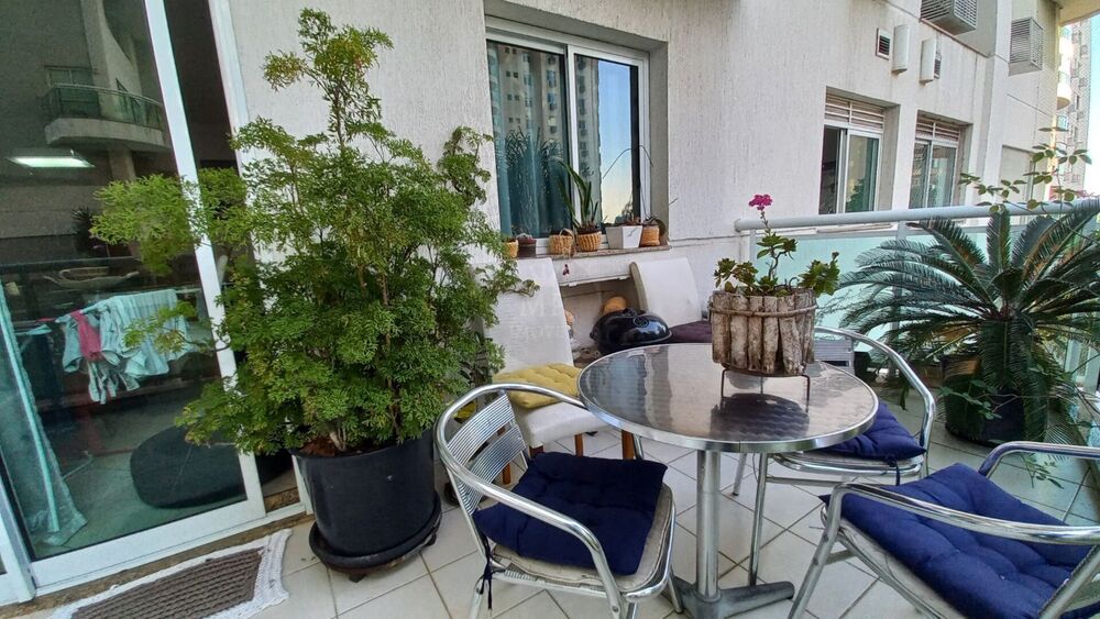 Apartamento, 3 quartos, 106 m² - Foto 2