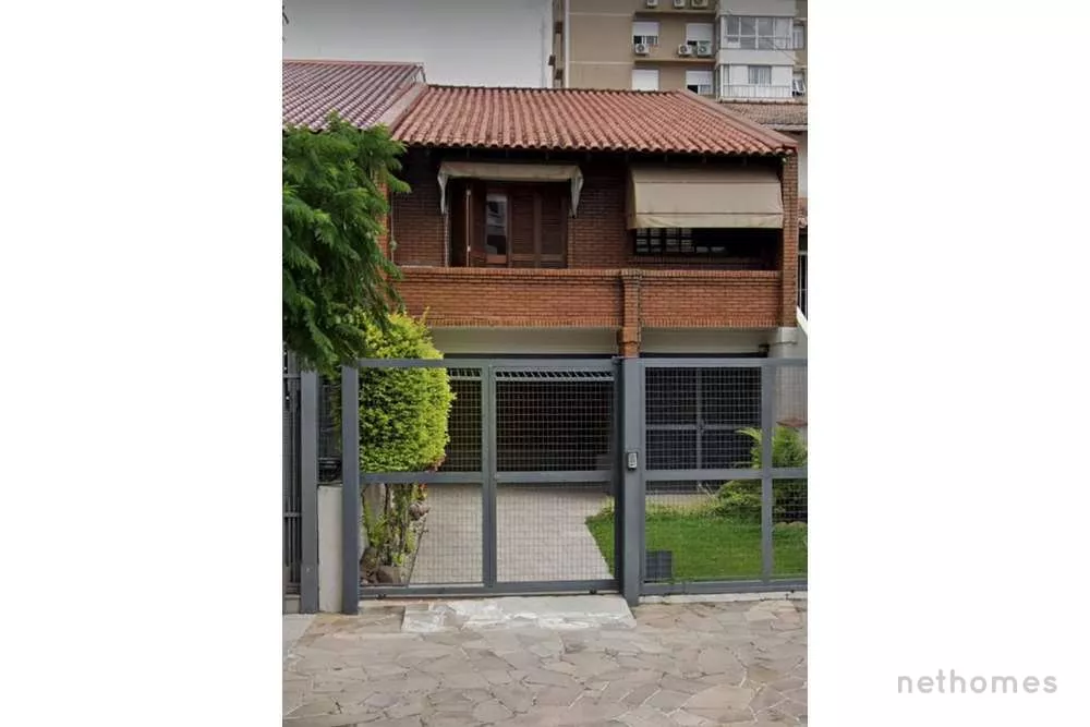 Casa à venda com 2 quartos, 212m² - Foto 1