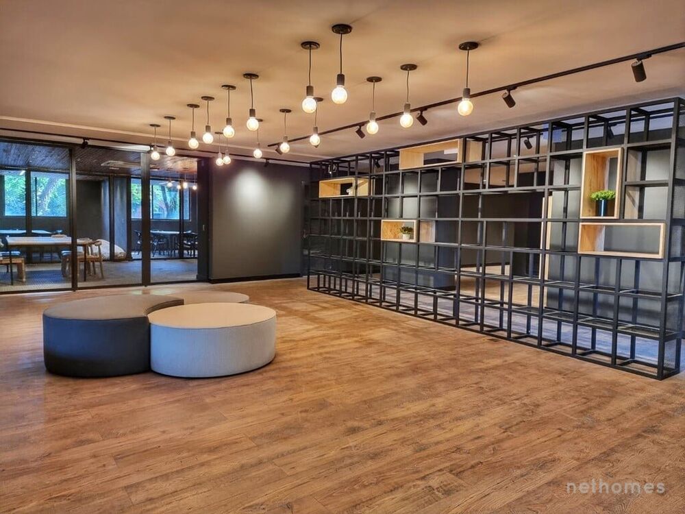Apartamento à venda com 2 quartos, 77m² - Foto 3