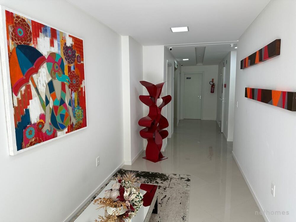 Apartamento à venda com 2 quartos, 71m² - Foto 4