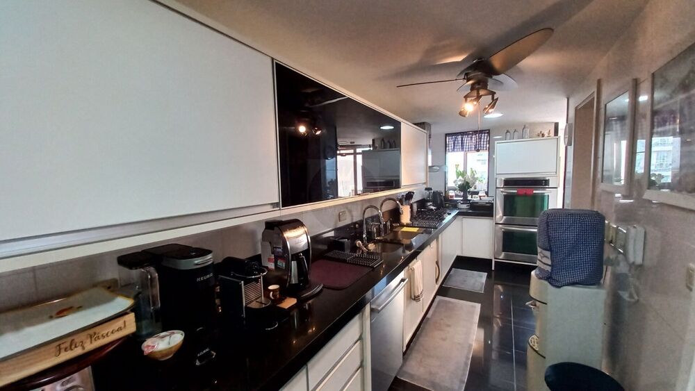 Apartamento à venda com 3 quartos, 267m² - Foto 3