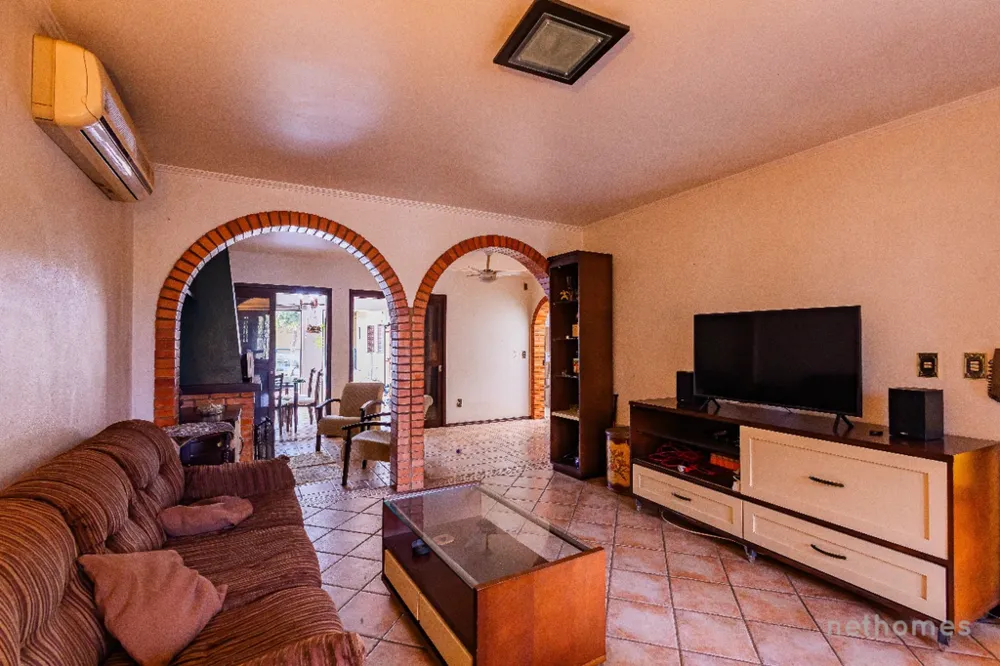 Casa, 3 quartos, 173 m² - Foto 1