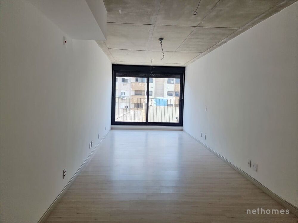Apartamento à venda com 1 quarto, 38m² - Foto 1