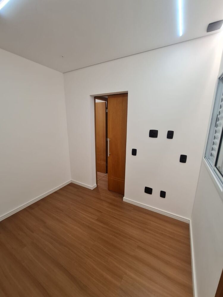 Casa à venda com 2 quartos, 180 - Foto 7