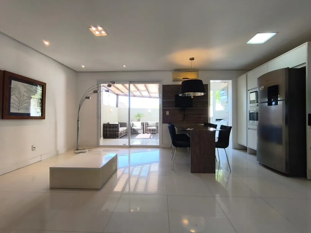 Casa, 3 quartos, 209 m² - Foto 3