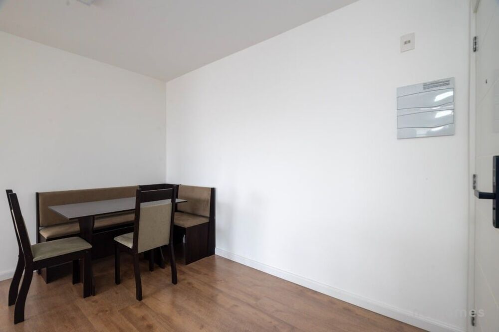 Apartamento à venda com 2 quartos, 84m² - Foto 2