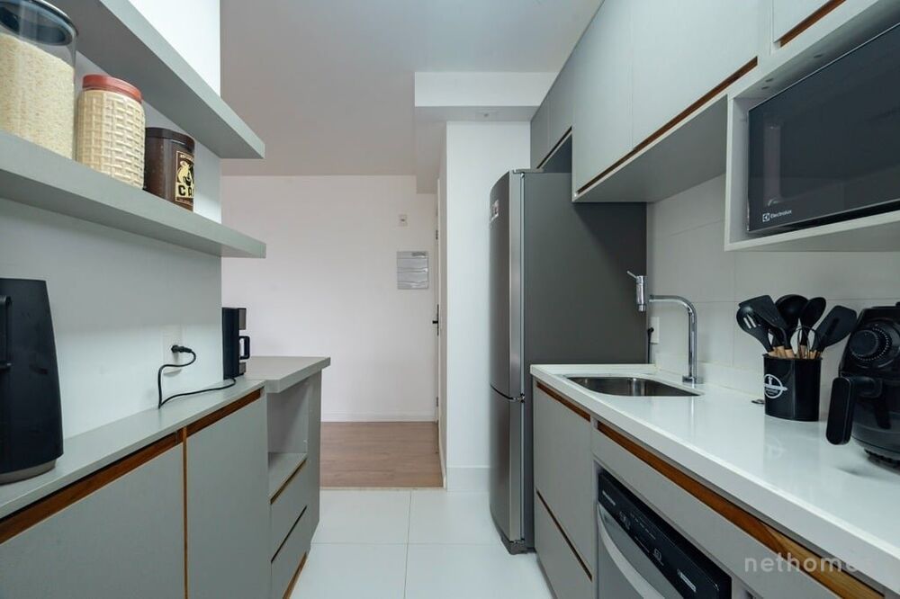 Apartamento à venda com 2 quartos, 84m² - Foto 4