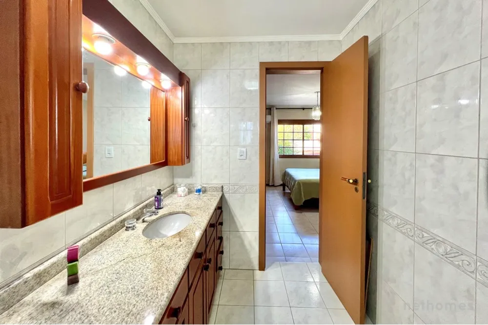 Casa, 3 quartos, 262 m² - Foto 3