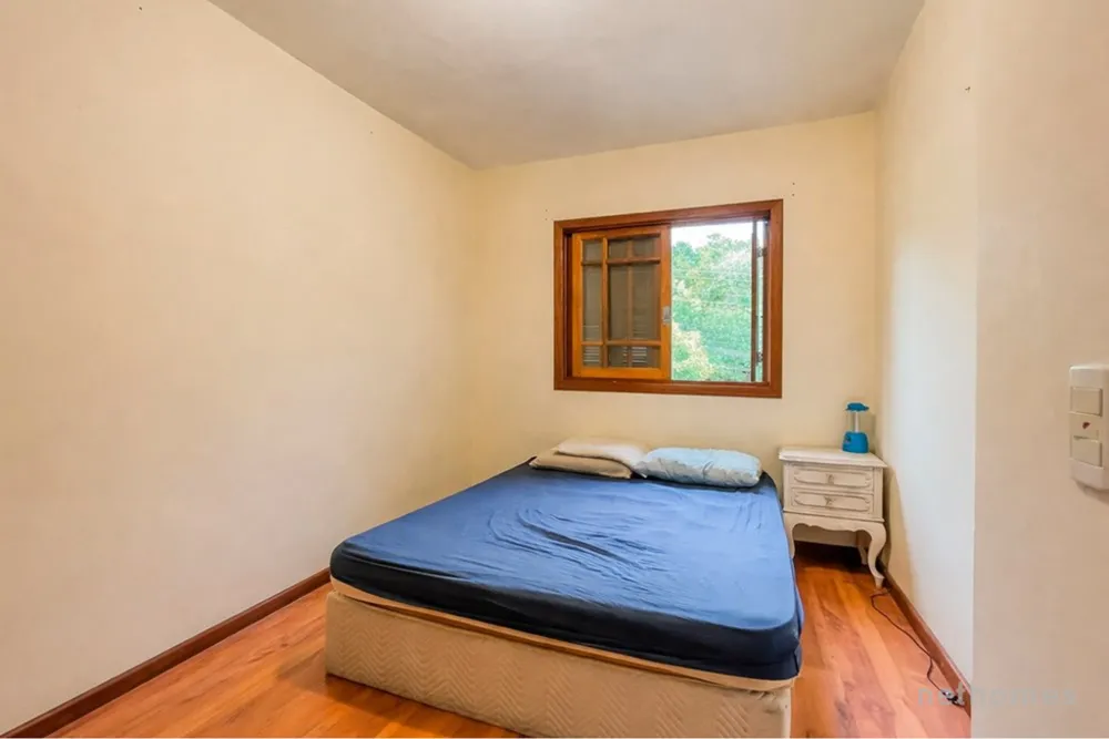 Casa, 3 quartos, 232 m² - Foto 2