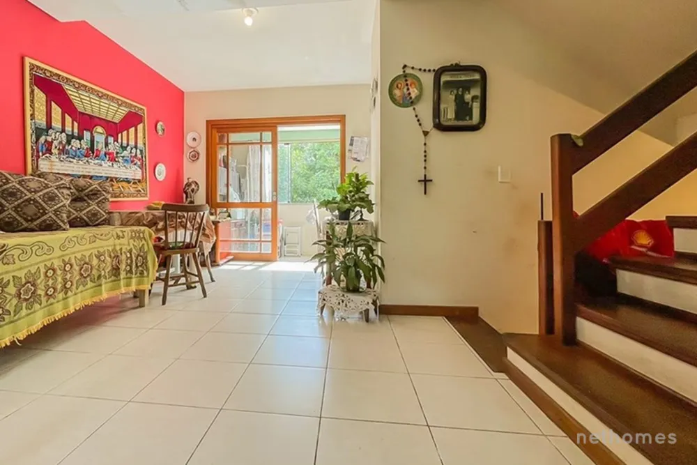 Casa, 3 quartos, 232 m² - Foto 1