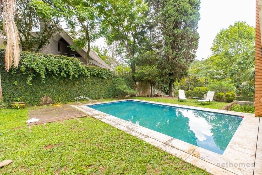 Casa de Condomínio à venda com 4 quartos, 800m² - Foto 1