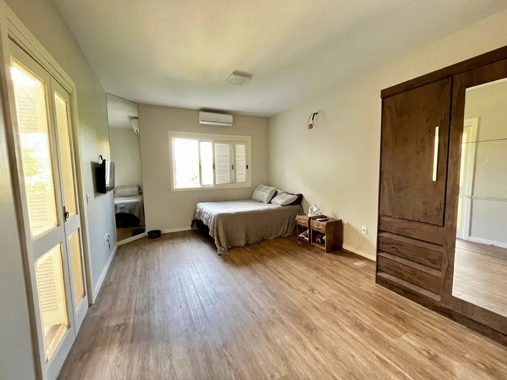 Casa, 4 quartos, 212 m² - Foto 4