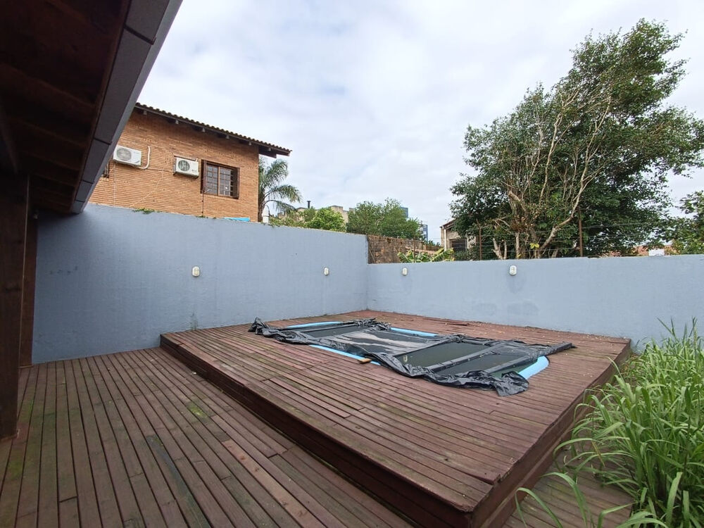Casa à venda com 3 quartos, 230m² - Foto 8