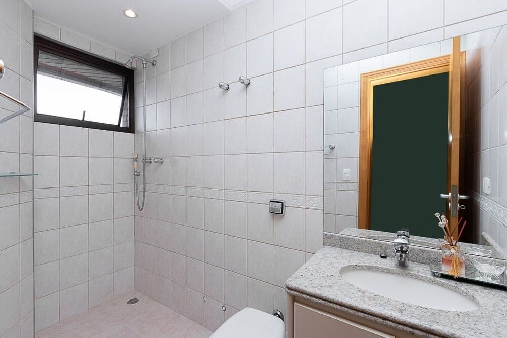 Apartamento à venda com 4 quartos, 245m² - Foto 3