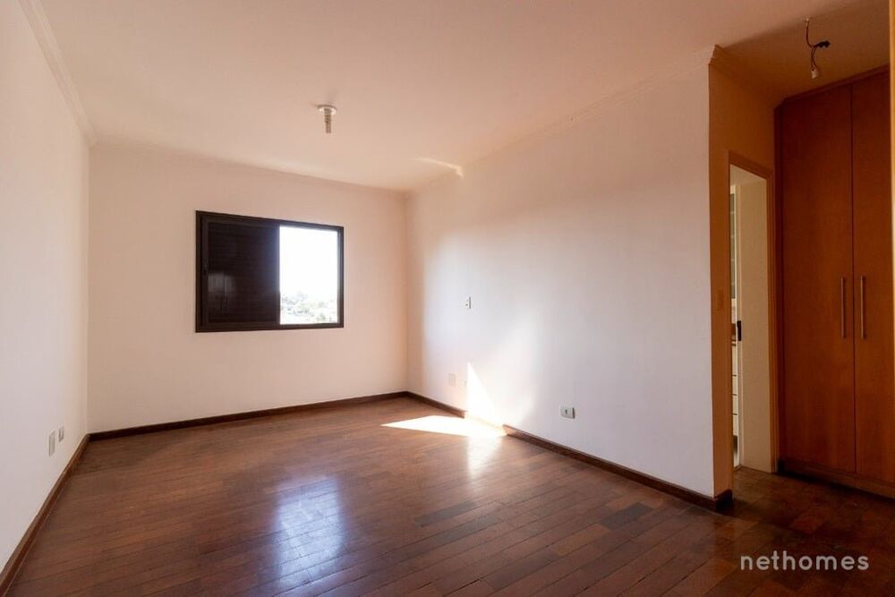 Apartamento à venda com 3 quartos, 153m² - Foto 8