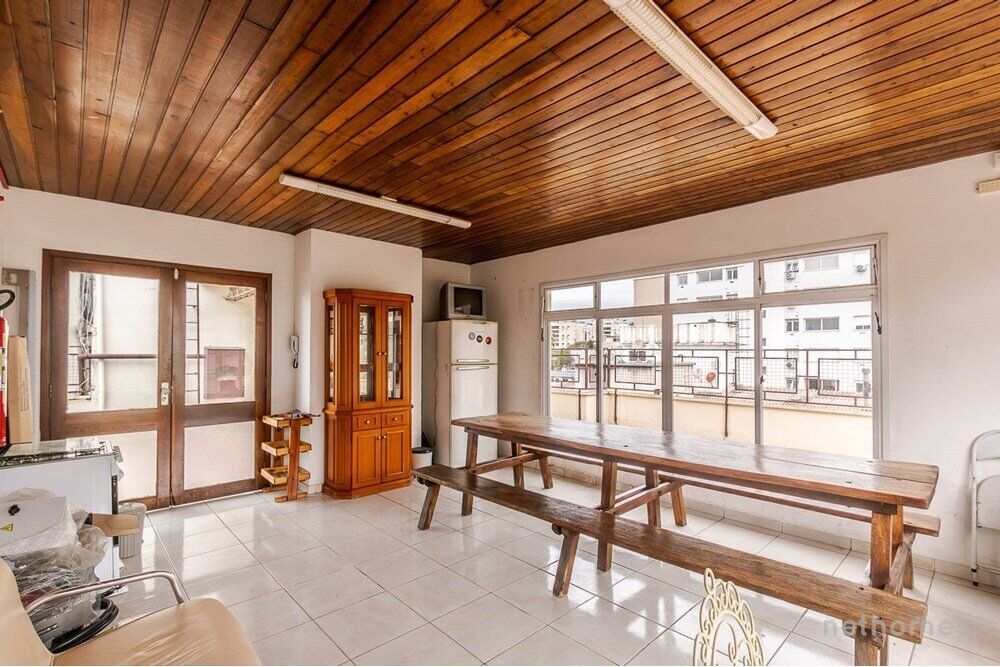 Apartamento à venda com 2 quartos, 75m² - Foto 7