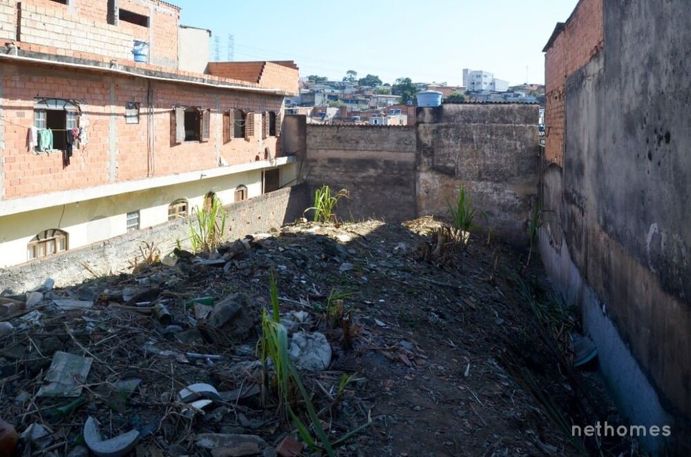 Terreno à venda, 250m² - Foto 1