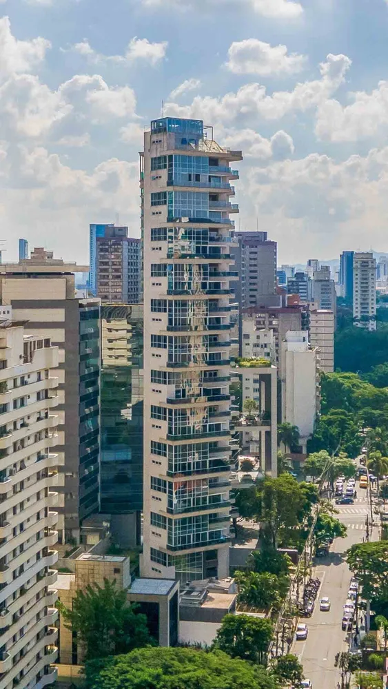 Cobertura, 3 quartos, 298 m² - Foto 1