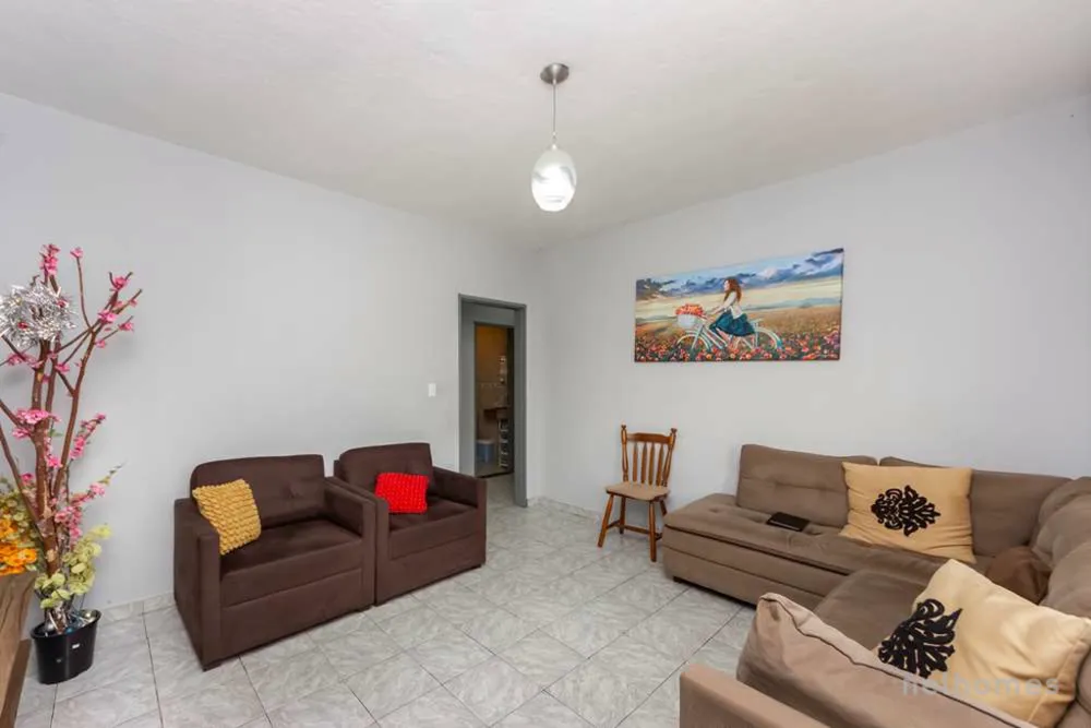 Casa, 3 quartos, 261 m² - Foto 1