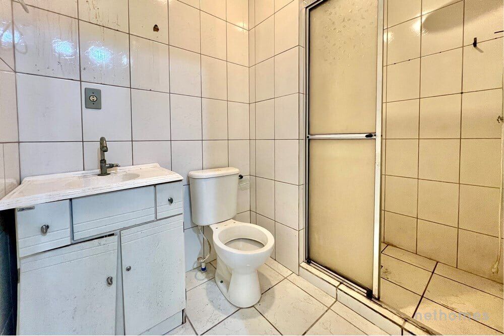 Casa à venda com 2 quartos, 103m² - Foto 2