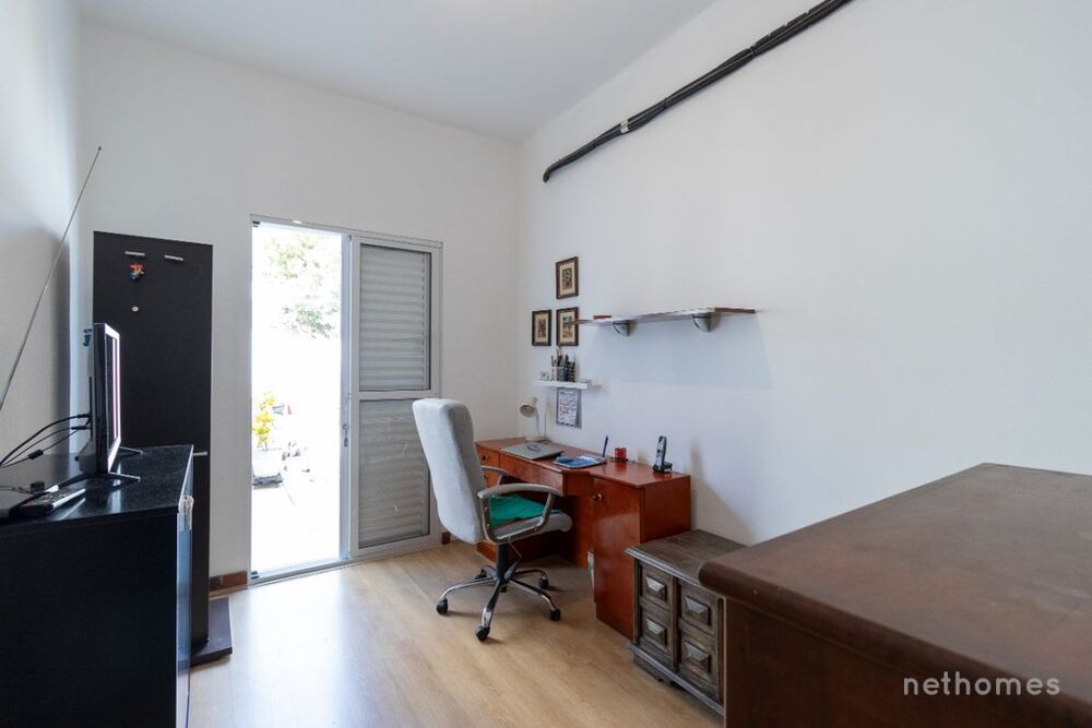 Casa à venda com 4 quartos, 150m² - Foto 8