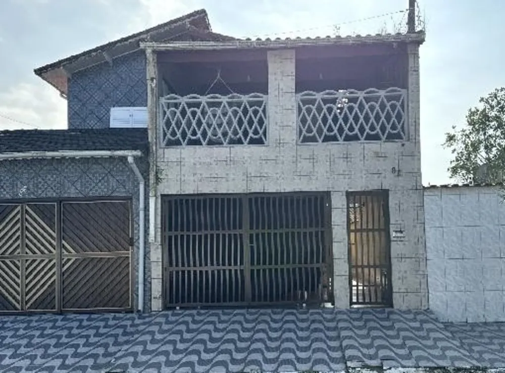 Casa, 3 quartos, 212 m² - Foto 1