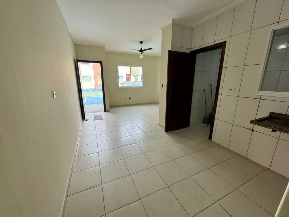 Casa de Condomínio, 2 quartos - Foto 1
