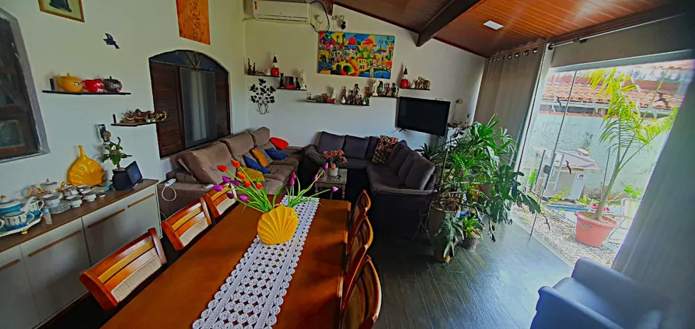 Casa, 2 quartos, 250 m² - Foto 2