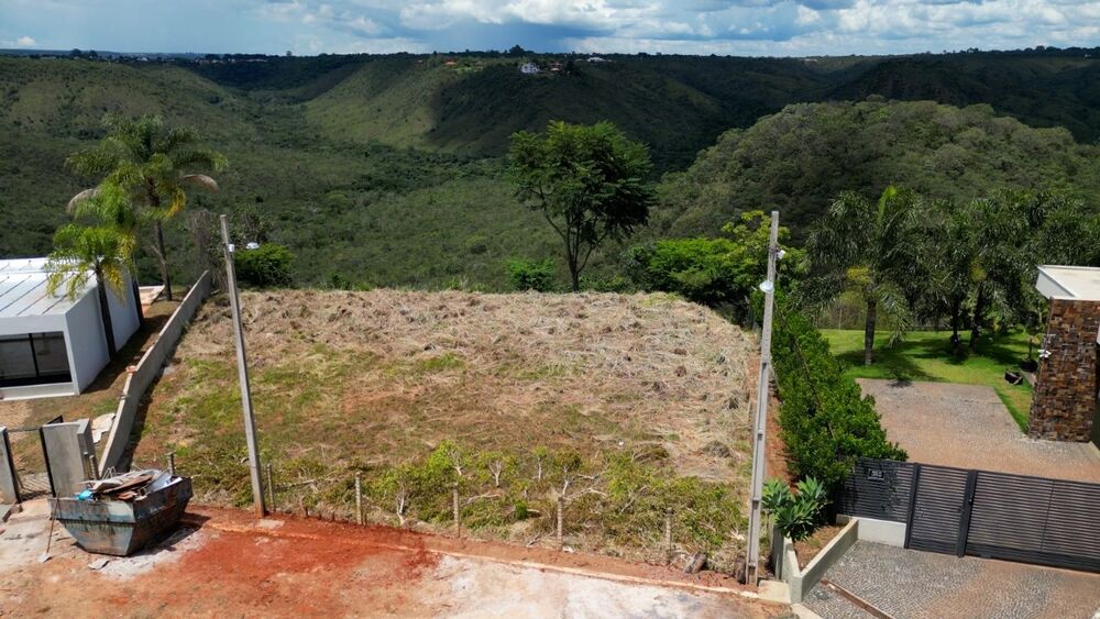 Terreno à venda, 1750m² - Foto 2