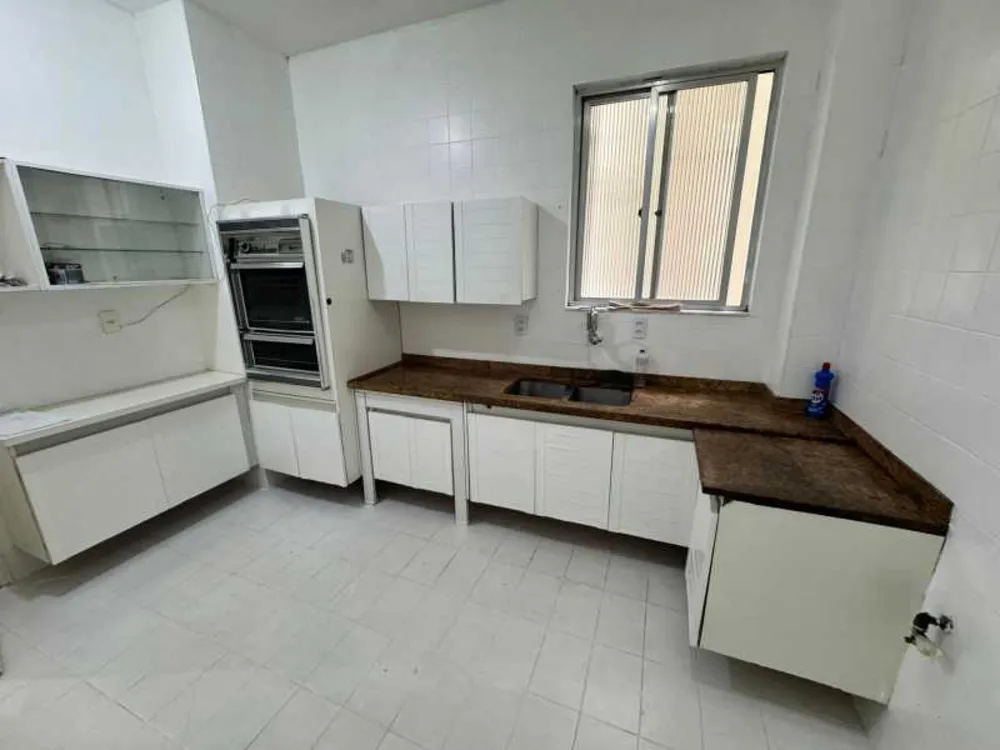 Apartamento, 3 quartos, 140 m² - Foto 2