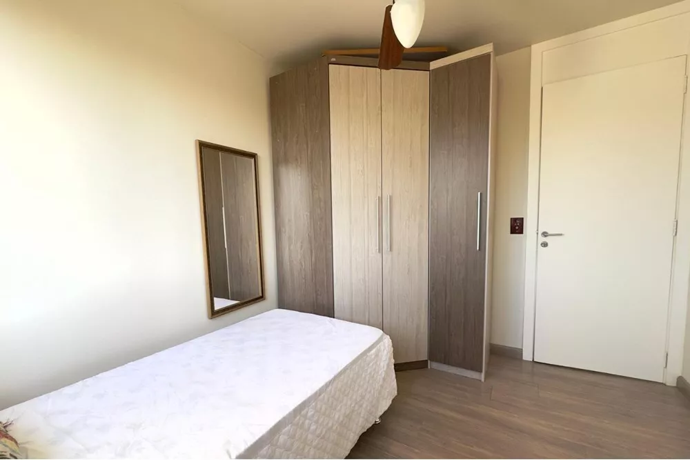 Casa à venda com 3 quartos, 73m² - Foto 2