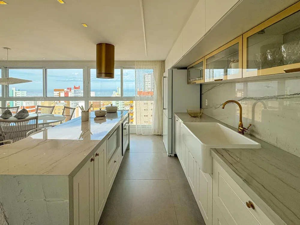 Cobertura, 3 quartos, 258 m² - Foto 6