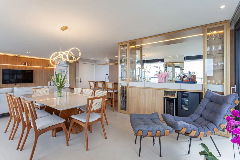 Apartamento, 4 quartos, 220 m² - Foto 1