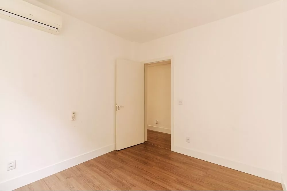 Apartamento à venda com 3 quartos, 99m² - Foto 15