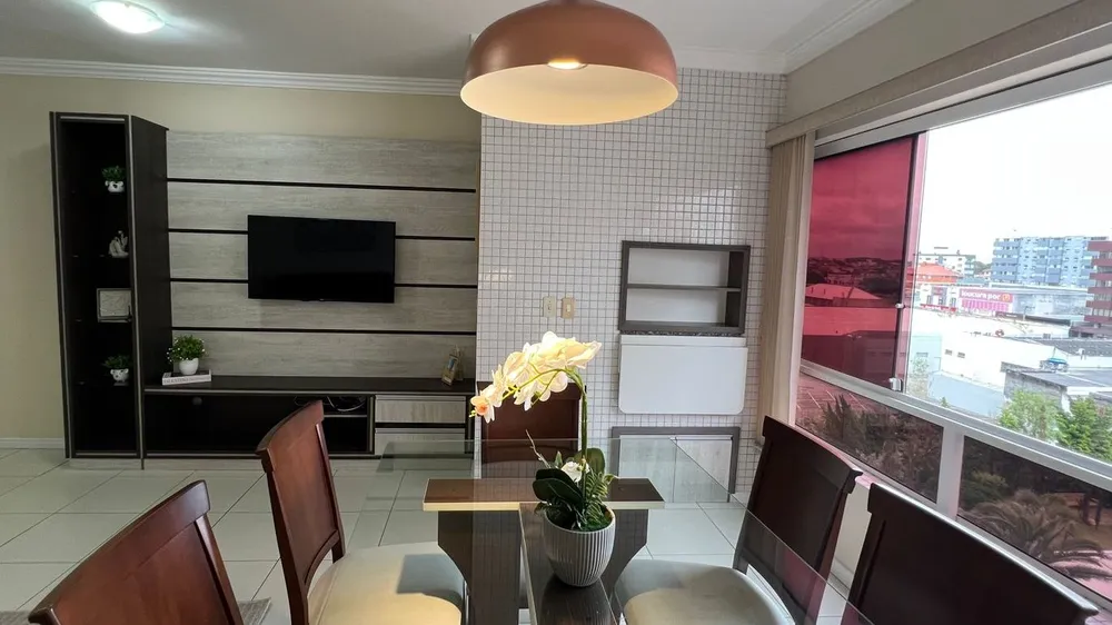 Apartamento, 3 quartos, 94 m² - Foto 1