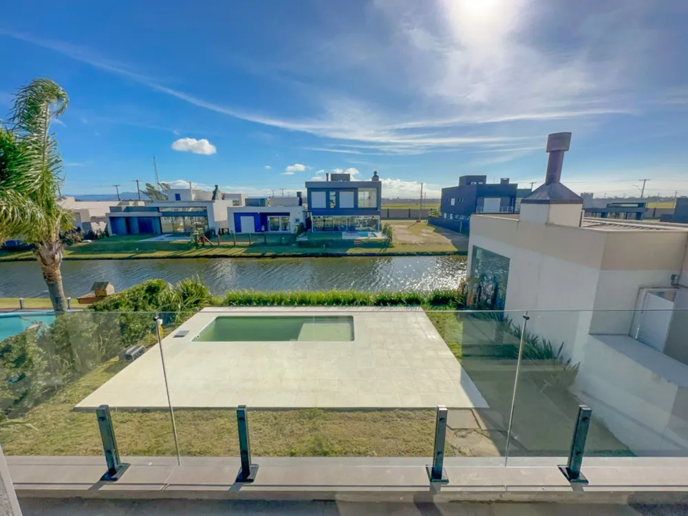 Casa, 4 quartos, 227 m² - Foto 2
