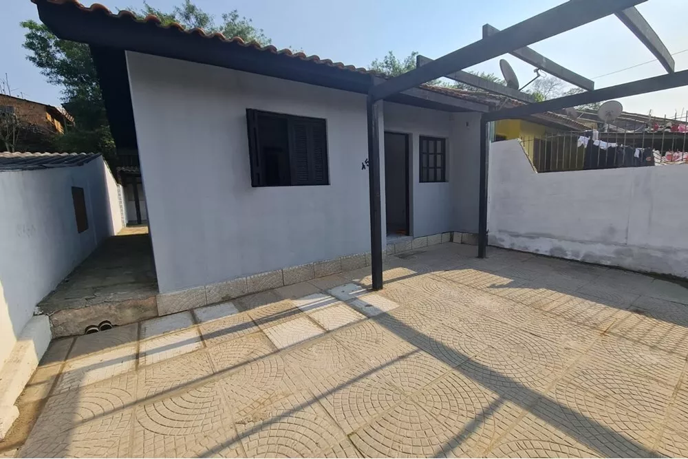 Casa à venda com 2 quartos, 42m² - Foto 2