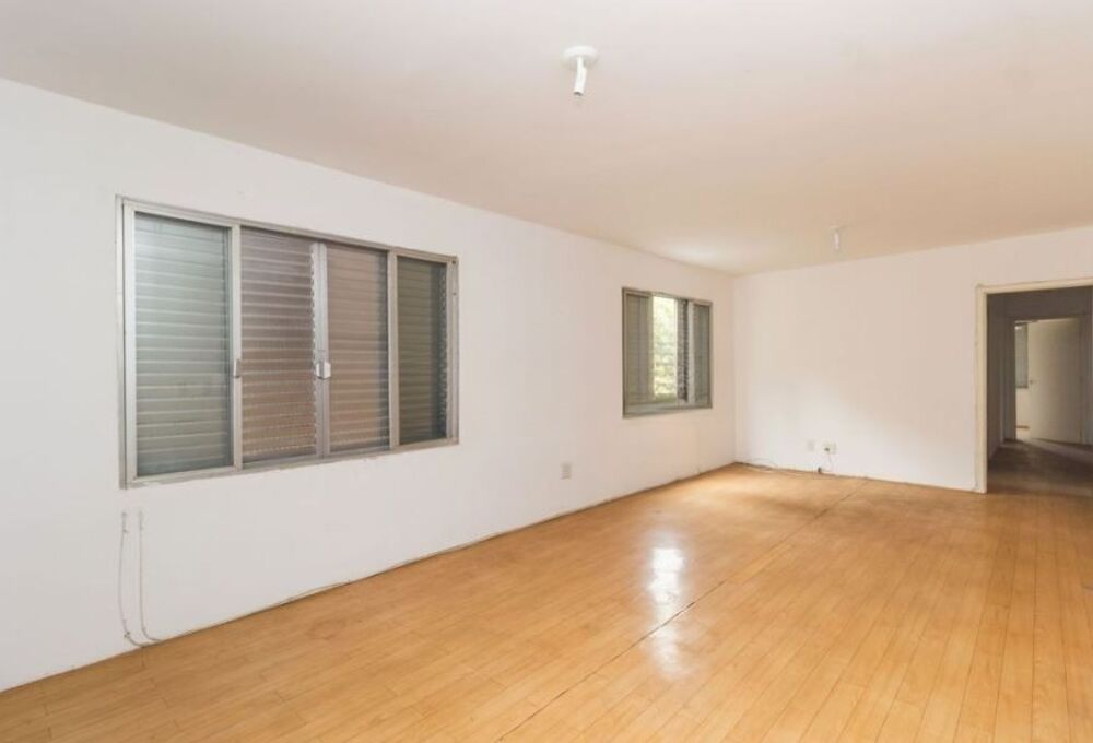 Apartamento à venda com 3 quartos, 160m² - Foto 1