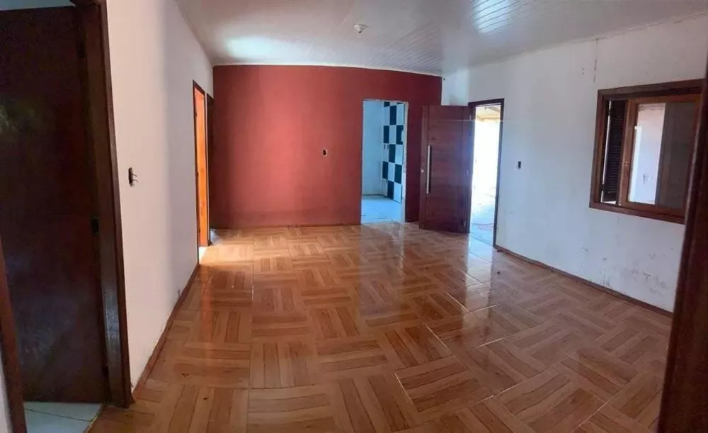 Casa à venda com 3 quartos, 300m² - Foto 1